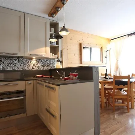 Rénové 50m² - 5 Pers, 2 Balcons, Wifi, Skis Aux Pieds, Près Commerces Et Restos - Fr-1-637-3 *